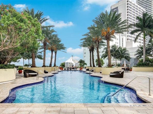 244 Biscayne Blvd 4608, Miami FL 33132