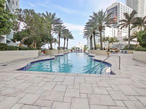 244 Biscayne Blvd 4608, Miami FL 33132