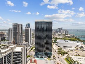 244 Biscayne Blvd 4608, Miami FL 33132