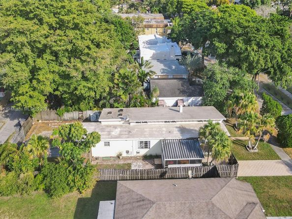 1943 Rodman Street, Hollywood FL 33020