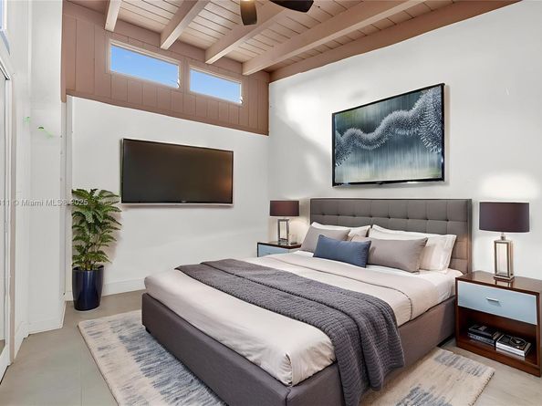 1943 Rodman Street, Hollywood FL 33020