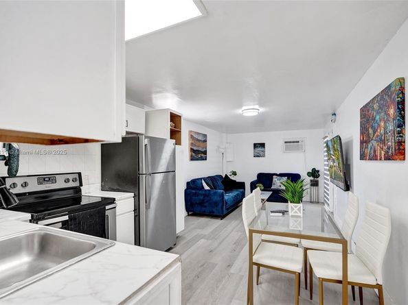 1943 Rodman Street, Hollywood FL 33020