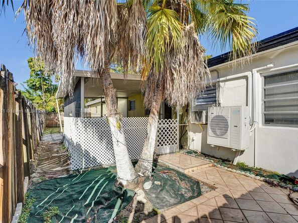 1943 Rodman Street, Hollywood FL 33020