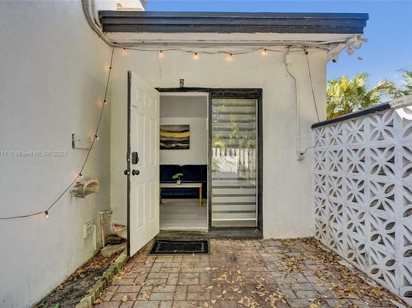 1943 Rodman Street, Hollywood FL 33020