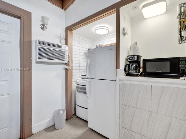 1943 Rodman Street, Hollywood FL 33020