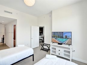 5350 NW 84th Ave 1804, Doral FL 33166