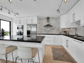 1600 S Bayshore Ln 8D, Coconut Grove FL 33133