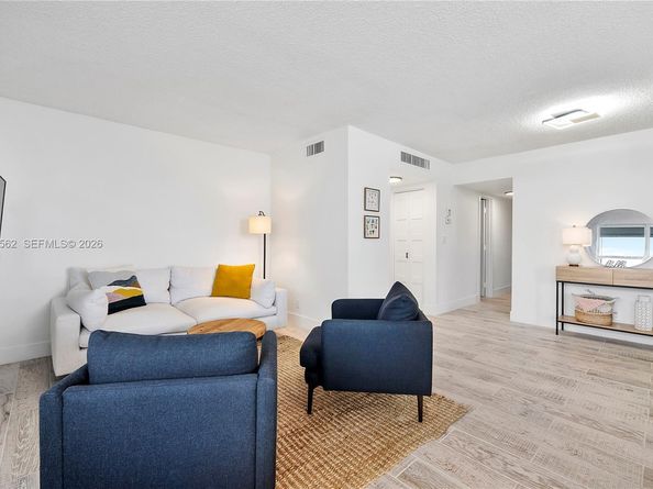 2639 N Riverside Dr 806, Pompano Beach FL 33062