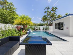 1104 N 13th Ter, Hollywood FL 33019