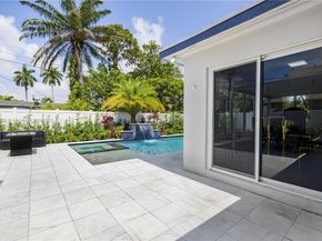 1104 N 13th Ter, Hollywood FL 33019