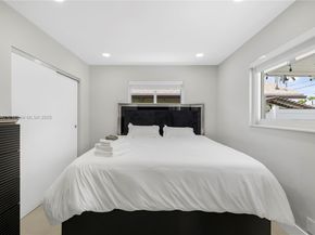 1104 N 13th Ter, Hollywood FL 33019