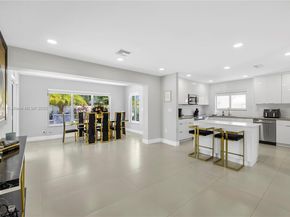 1104 N 13th Ter, Hollywood FL 33019