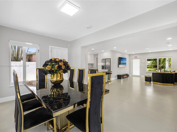 1104 N 13th Ter, Hollywood FL 33019