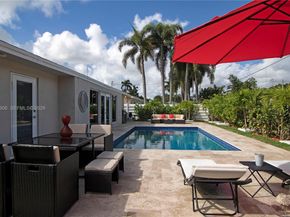 1245 Garfield St, Hollywood FL 33019