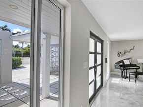 1245 Garfield St, Hollywood FL 33019