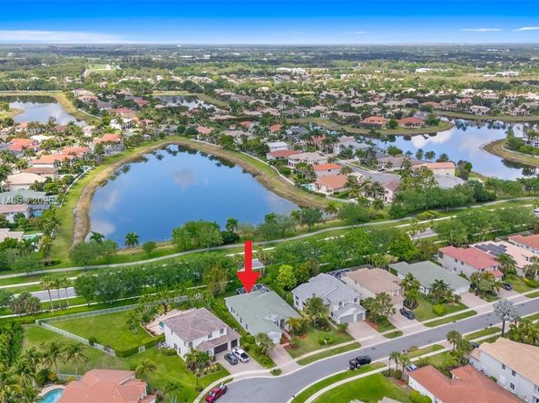 4629 Mariners Cove Dr, Wellington FL 33449