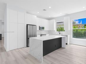 4629 Mariners Cove Dr, Wellington FL 33449