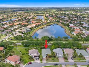 4629 Mariners Cove Dr, Wellington FL 33449
