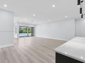 4629 Mariners Cove Dr, Wellington FL 33449