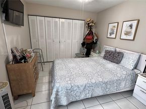 540 W Park Dr 201, Miami FL 33172