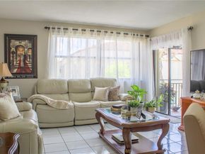 540 W Park Dr 201, Miami FL 33172