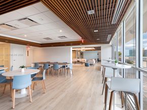1800 Sunset Harbour Dr 2105, Miami Beach FL 33139