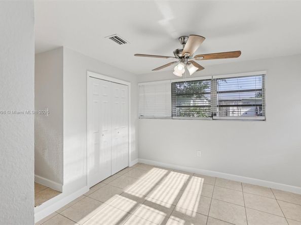 19110 N Miami Ave, Miami Gardens FL 33169