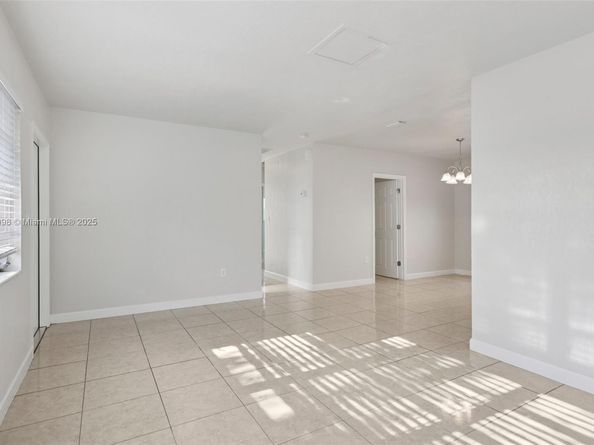 19110 N Miami Ave, Miami Gardens FL 33169