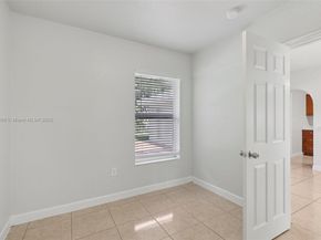19110 N Miami Ave, Miami Gardens FL 33169