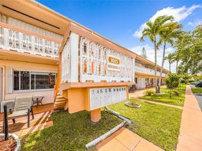 1015 SW 11th Ave 15K, Hallandale Beach FL 33009