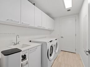 100 E Las Olas Blvd 3201, Fort Lauderdale FL 33301