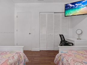 595 Racquet Club Rd 7419, Weston FL 33326