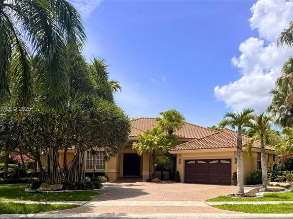 375 Sabal Way, Weston FL 33326
