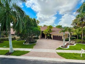 375 Sabal Way, Weston FL 33326