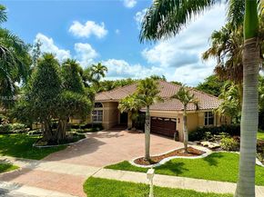 375 Sabal Way, Weston FL 33326