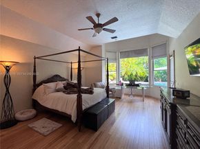 375 Sabal Way, Weston FL 33326