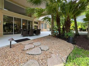 375 Sabal Way, Weston FL 33326