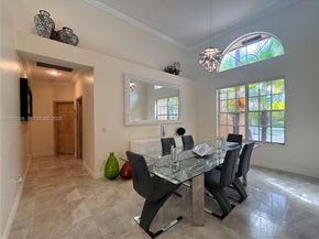 375 Sabal Way, Weston FL 33326