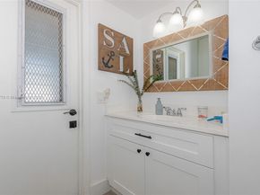 1770 NW 106th Ave, Pembroke Pines FL 33026