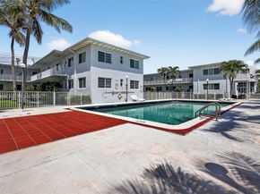 7207 Bay Drive 25, Miami Beach FL 33141