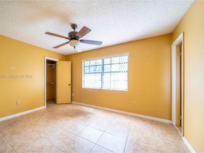 6337 SW 32nd St, Miramar FL 33023