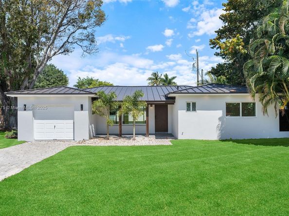 1917 N Swinton Ave, Delray Beach FL 33444