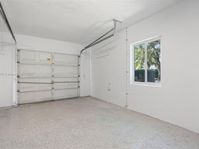 1917 N Swinton Ave, Delray Beach FL 33444