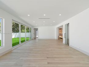 1917 N Swinton Ave, Delray Beach FL 33444