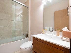 3581 E Glencoe St 301, Miami FL 33133