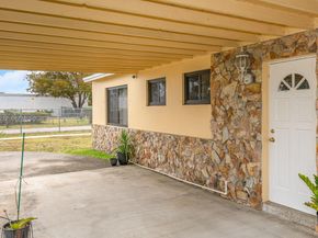 6200 SW 18th St, North Lauderdale FL 33068