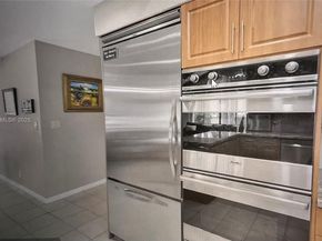 8180 NW 51st Pl, Coral Springs FL 33067