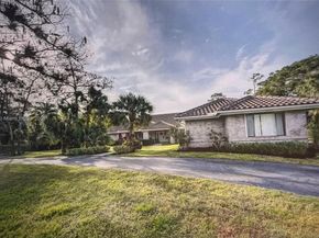 8180 NW 51st Pl, Coral Springs FL 33067