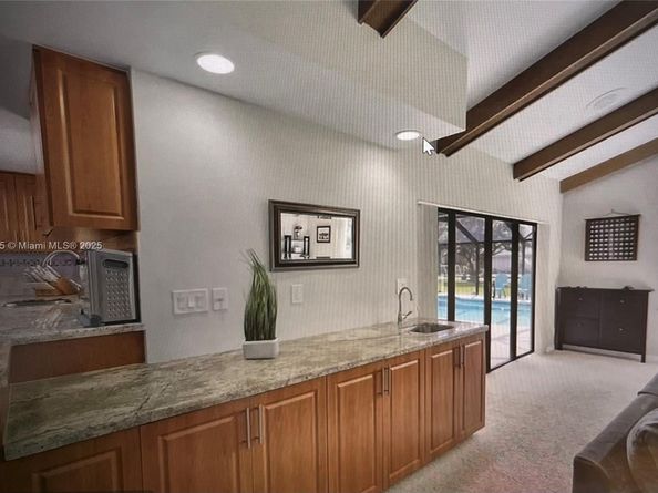8180 NW 51st Pl, Coral Springs FL 33067