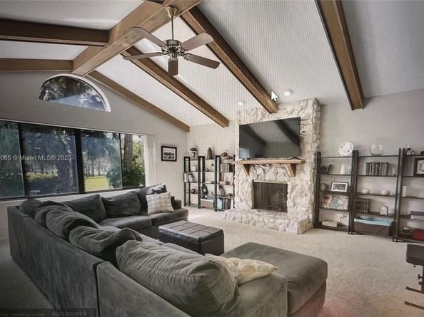 8180 NW 51st Pl, Coral Springs FL 33067